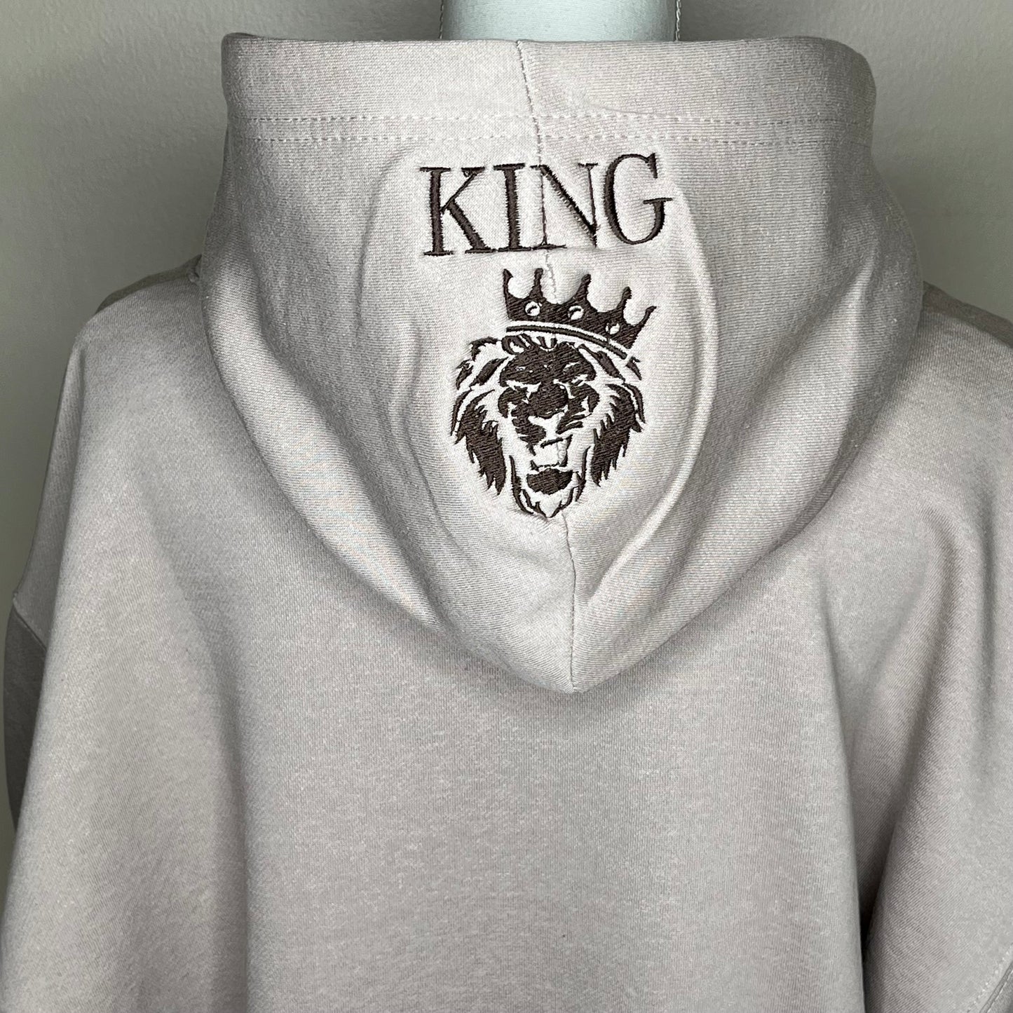 Hoodie Set, Embroidered, Custom, King Embroidery, Lion with a Crown | C'est Martine