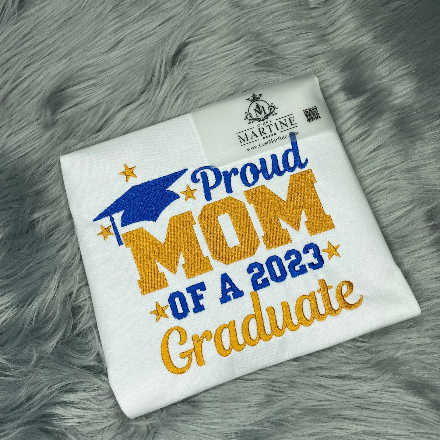 Proud Mom of a 2023 Graduate Graduation Day Embroidered Gift T-Shirt