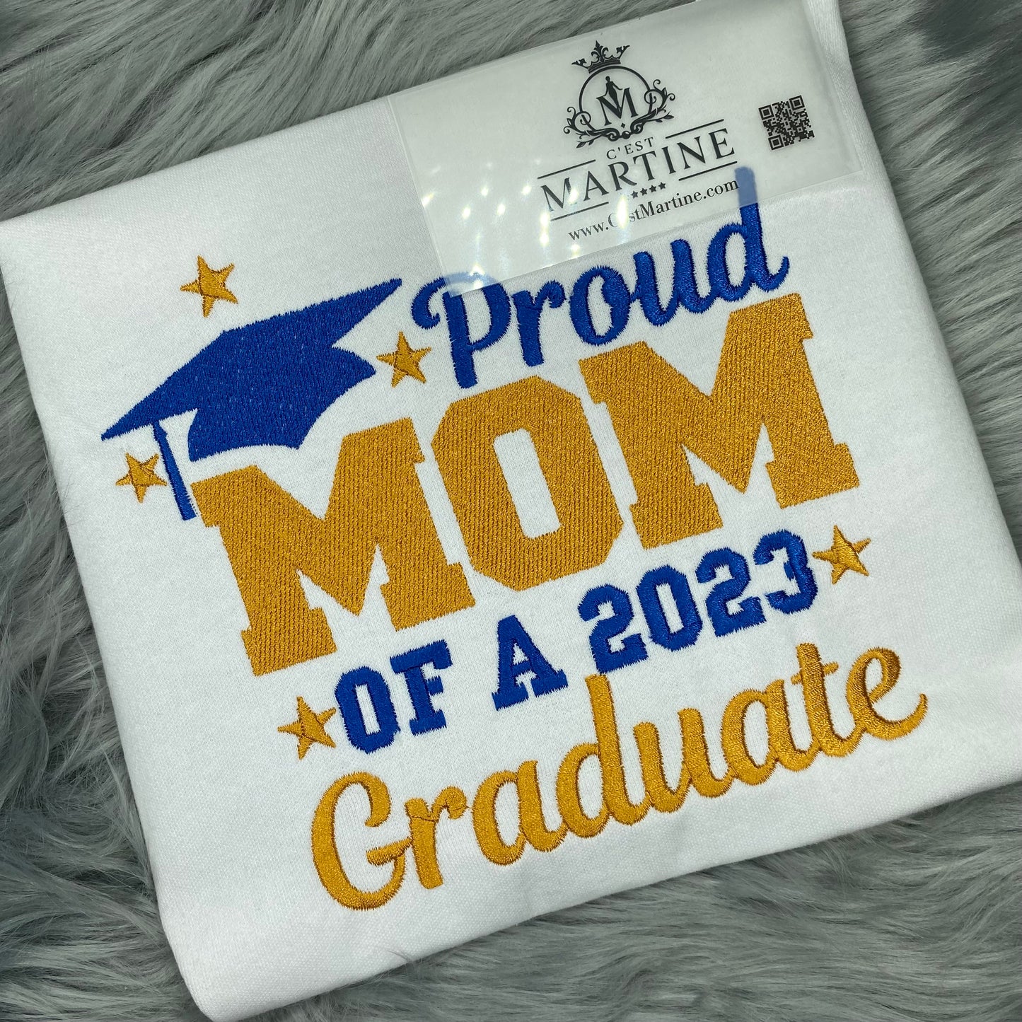 Proud Mom of a 2023 Graduate Graduation Day Embroidered Gift T-Shirt